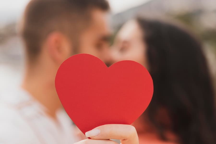 Première Saint-Valentin avec ton partenaire: une célébration inoubliable